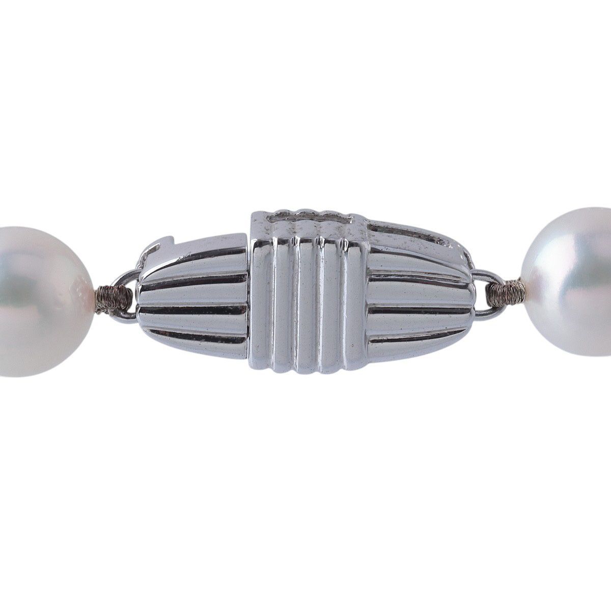 Mikimoto Akoya pearl necklace with 52 pearls sized 7.5-8mm, 43cm length, silver and white gold materials