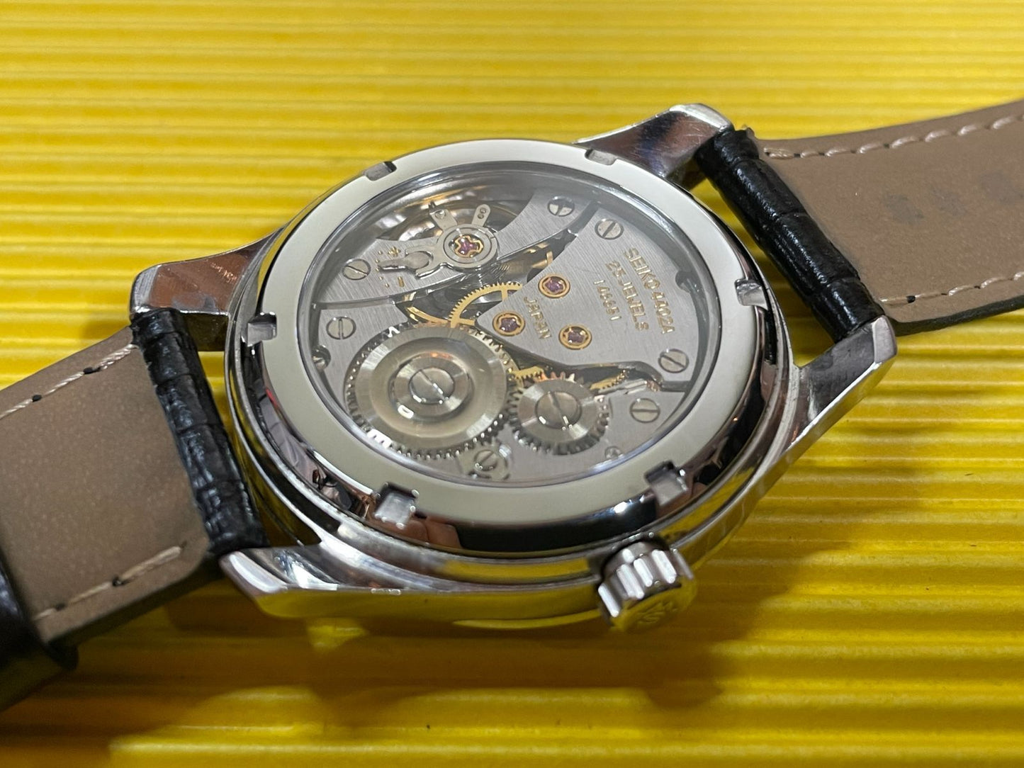 SEIKO 44KS 4402-8000 Manual Men's Watch — Japanese