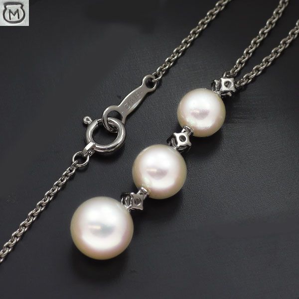 Mikimoto K18WG Akoya pearl necklace with three pearls and diamond pendant on 42 cm chain