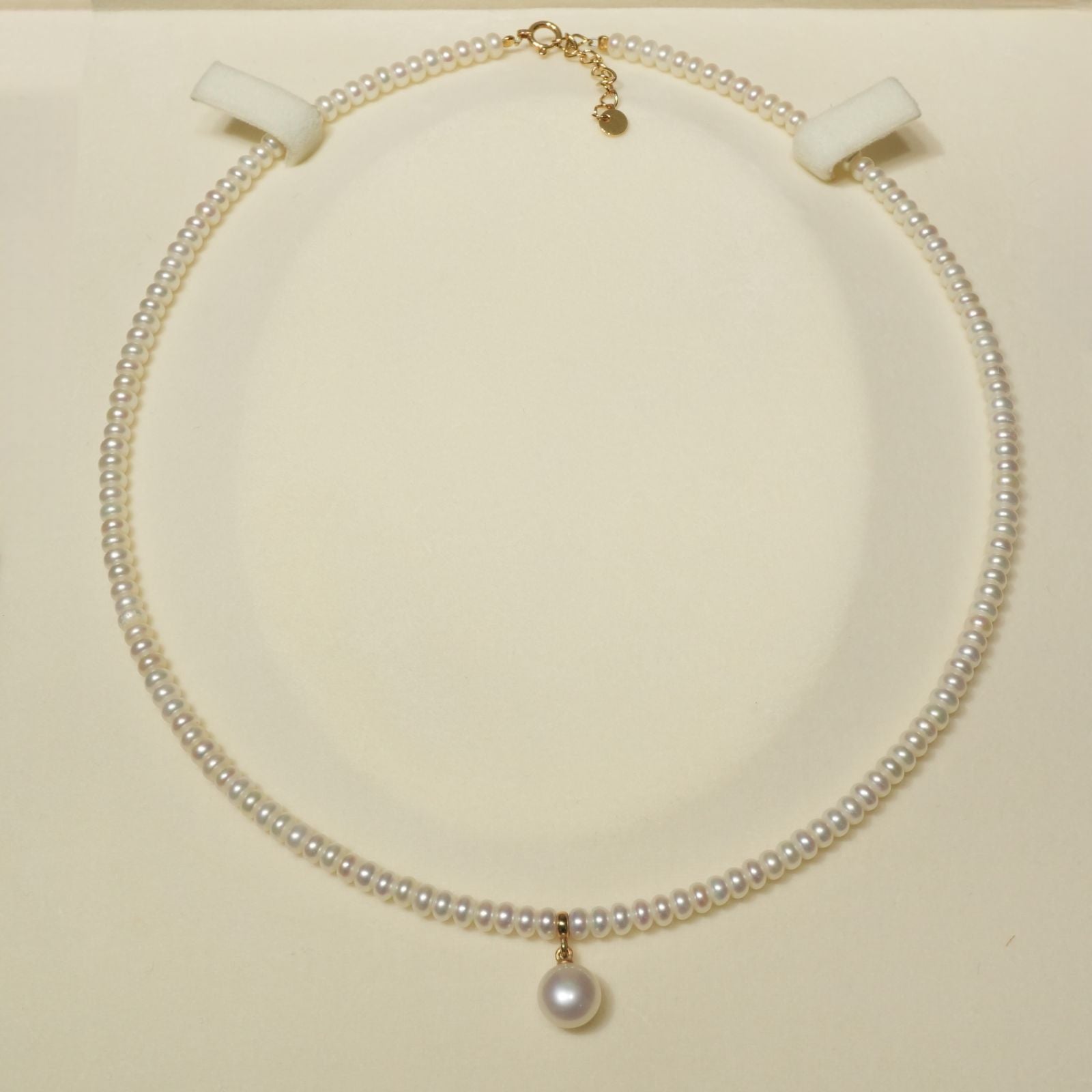Mikimoto Perleta K18 baby pearl necklace with gold chain in excellent condition