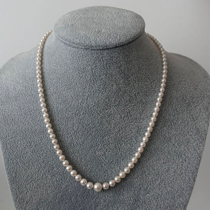 399 Mikimoto silver pearl necklace with gradient 3.7-7.4mm pearls on a 45.5cm silver chain