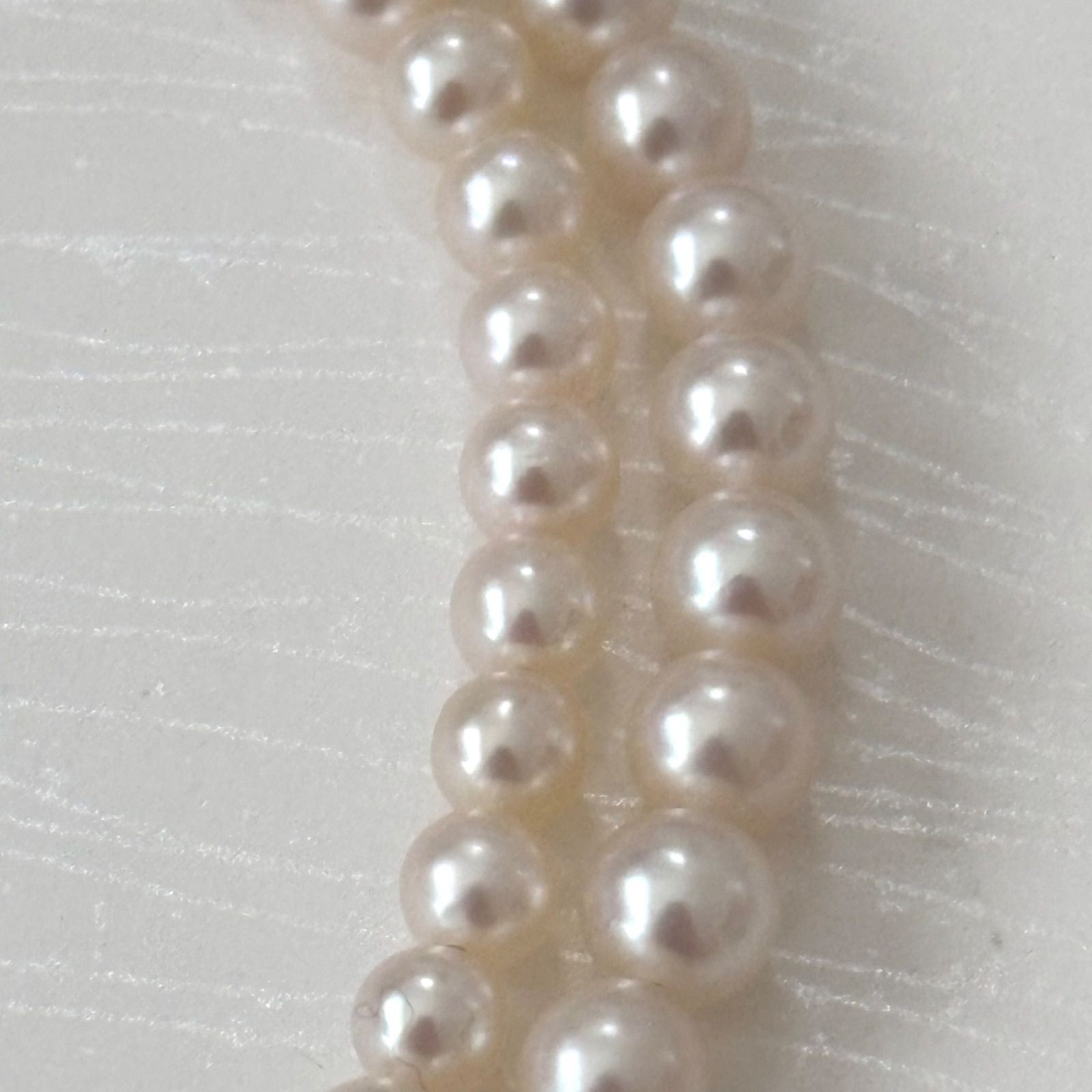 399 Mikimoto silver pearl necklace with gradient 3.7-7.4mm pearls on a 45.5cm silver chain