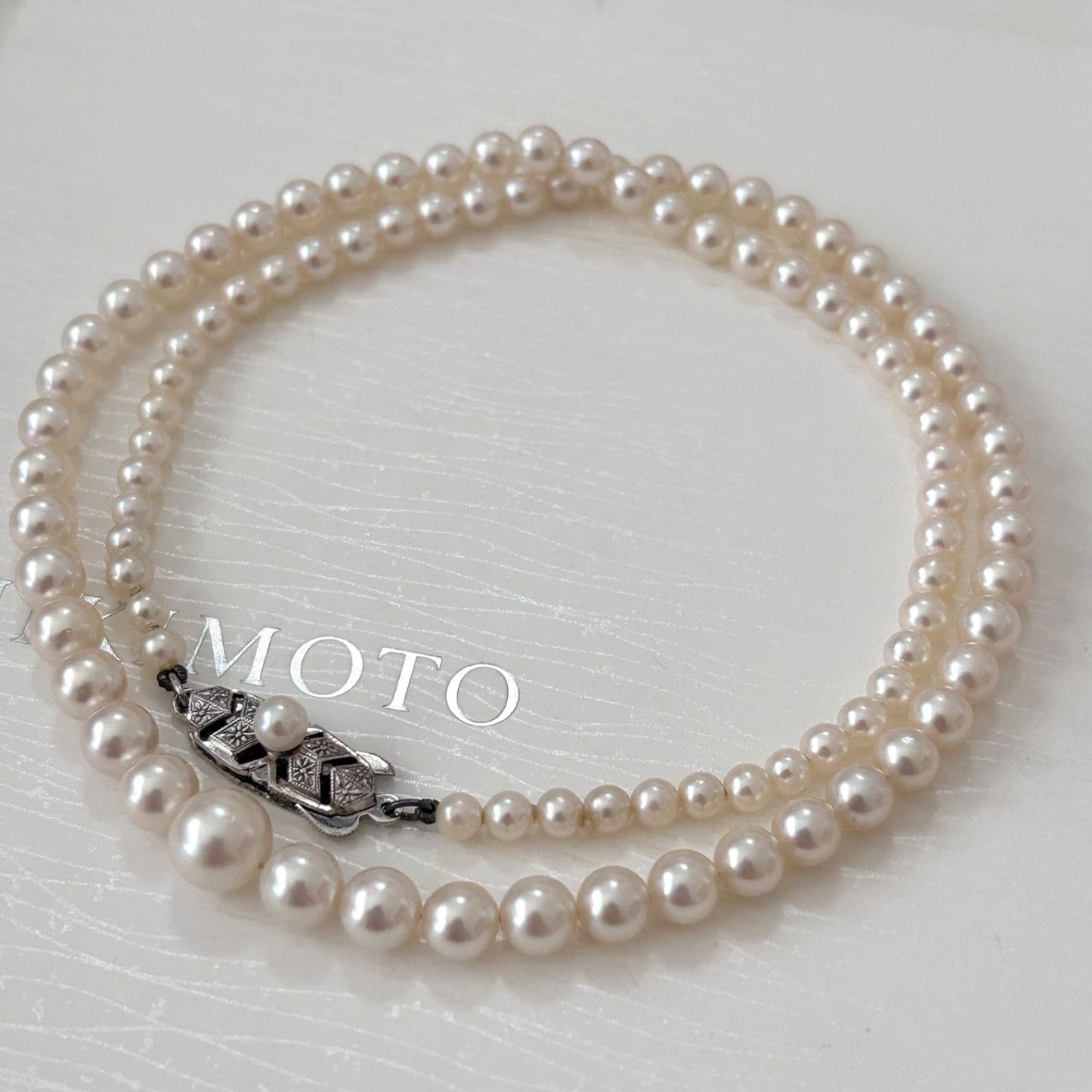 399 Mikimoto silver pearl necklace with gradient 3.7-7.4mm pearls on a 45.5cm silver chain