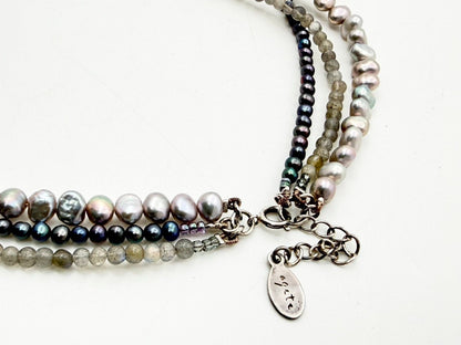 Agate silver three-row necklace with baroque freshwater pearls and labradorite stones, length 36-40 cm