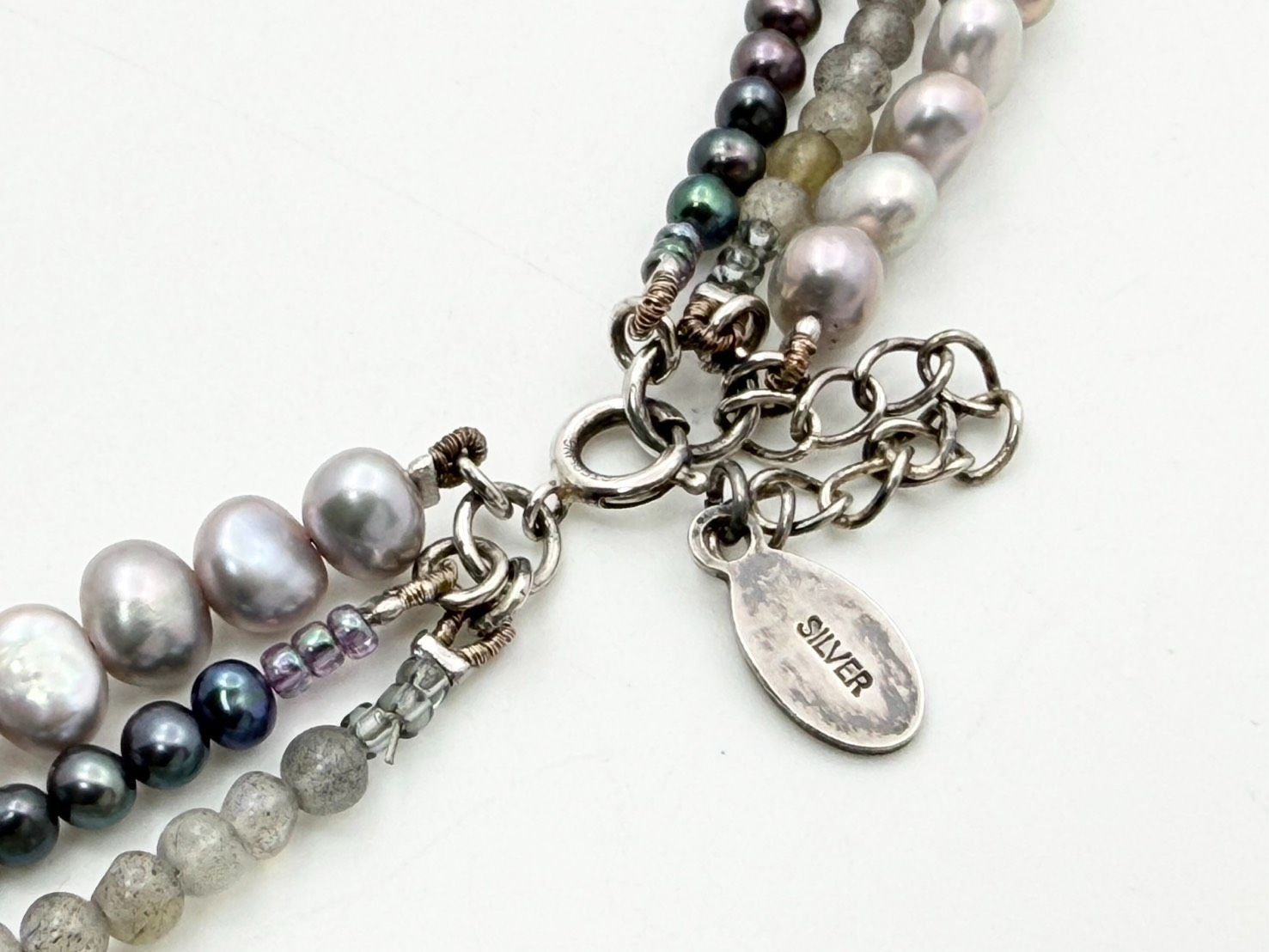 Agate silver three-row necklace with baroque freshwater pearls and labradorite stones, length 36-40 cm