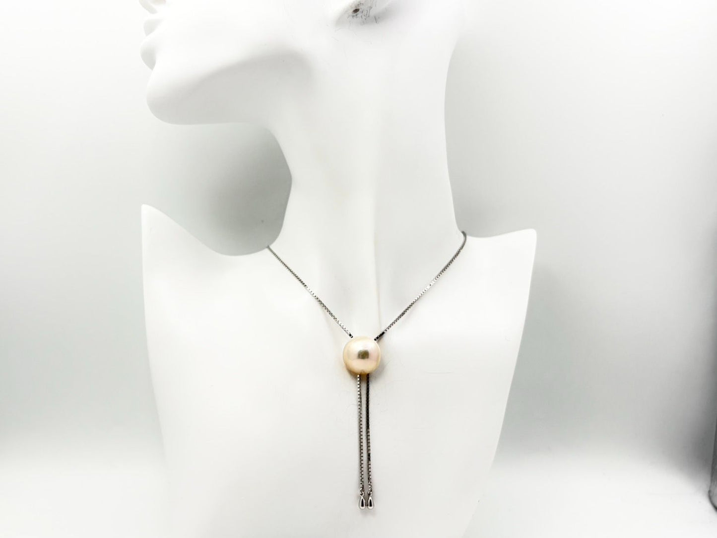 Tasaki Pearl silver bead Y-shape lariat Venetian chain necklace with a 1.56 cm diameter top pendant