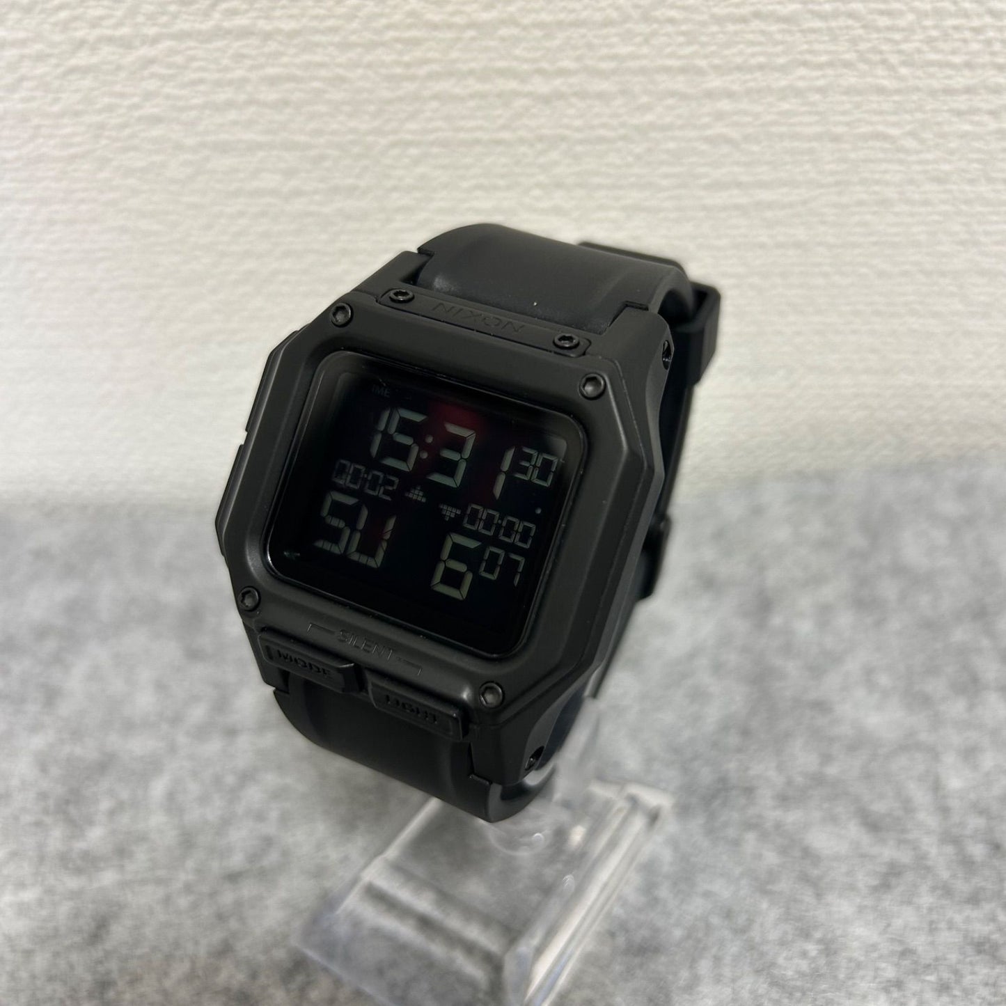 NIXON THE REGULUS Digital Men's Watch — Japanese