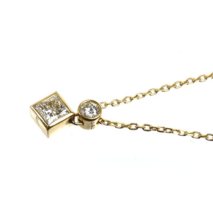Tasaki yellow gold necklace with 0.64 carat diamonds on a 40cm chain for ladies, used condition