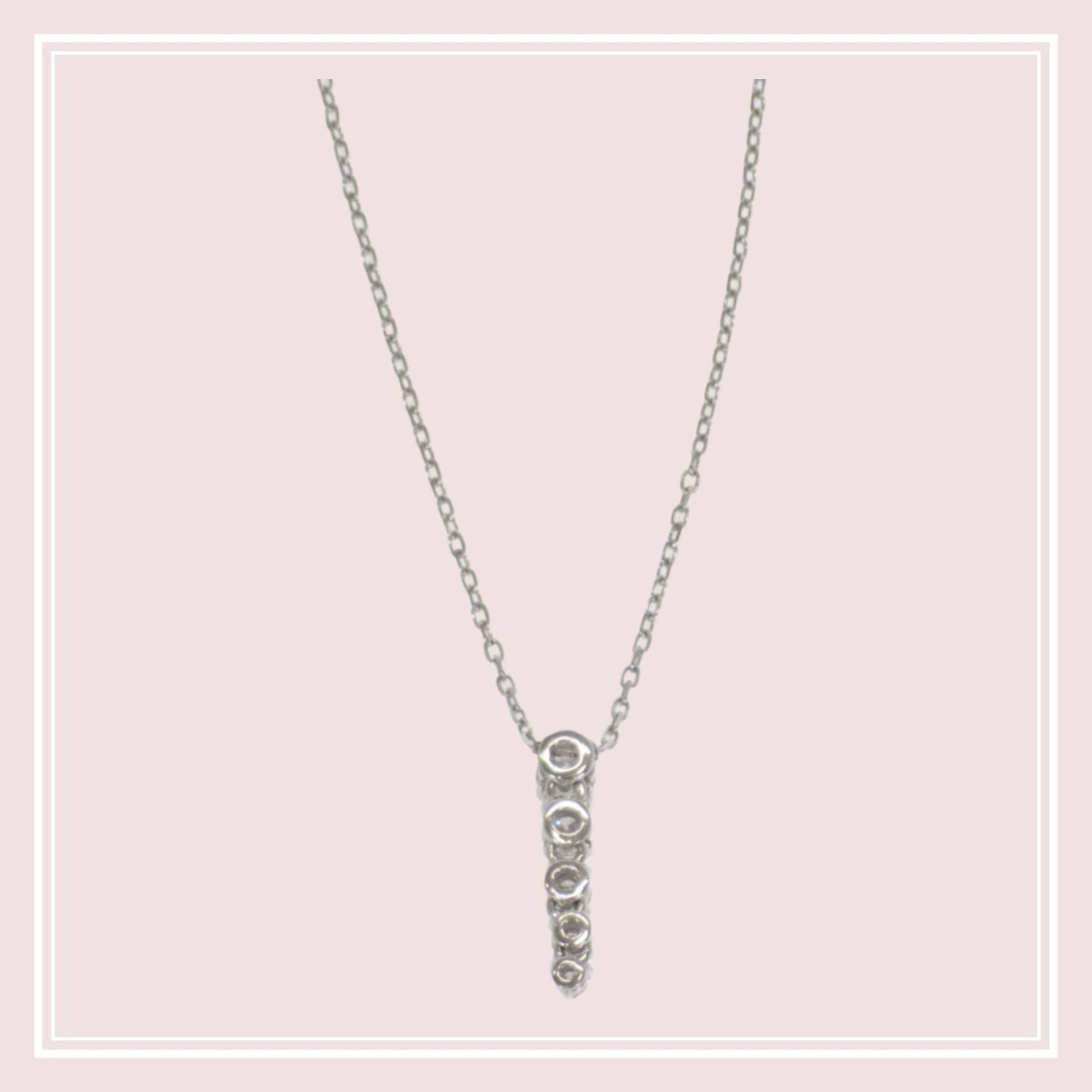 Micimoto Gradation Necklace in 18K white gold with 0.37ct diamond on a 42cm chain