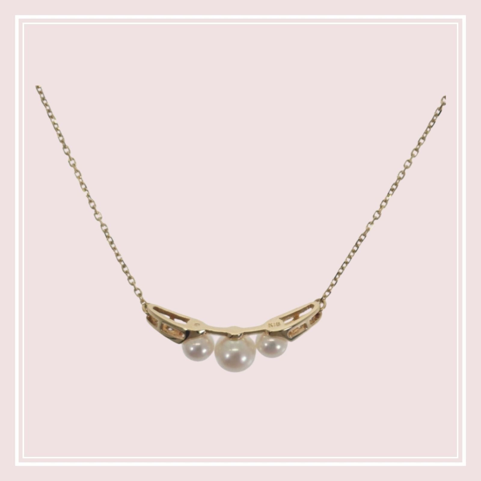 MIKIMOTO 3-Row Pearl Pendant Necklace featuring Akoya pearls set in 18K yellow gold with 42.5cm chain