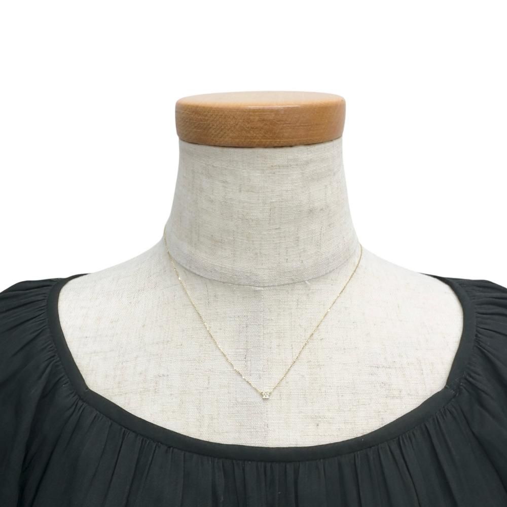 Agete diamond necklace made of 18K gold with 0.02ct diamond and 40.5cm chain displayed on white background
