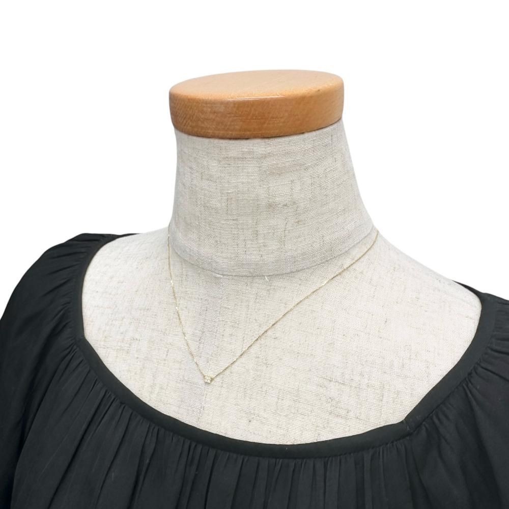 Agete diamond necklace made of 18K gold with 0.02ct diamond and 40.5cm chain displayed on white background