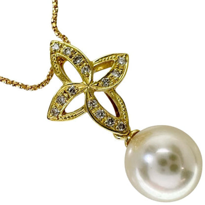 Akoya pearl 9.0mm diamond necklace set in 18K gold with 45cm chain shown on white background