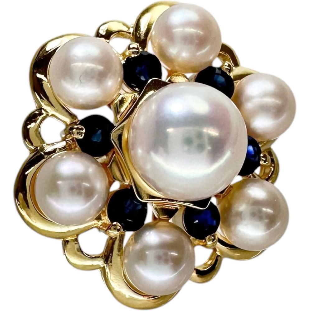 Akoya pearl and sapphire pendant top set in 18k gold with a 6.8 mm pearl and sapphire stones