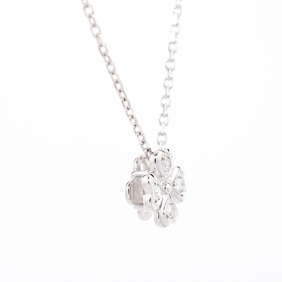 Mikimoto diamond necklace in K18 white gold with 0.07 ct diamonds and adjustable 38.5 to 41 cm chain