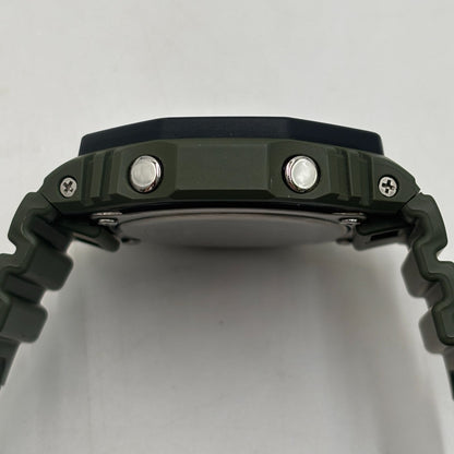 CASIO GA-2110SU-3AJF Quartz Men's Watch — Japanese