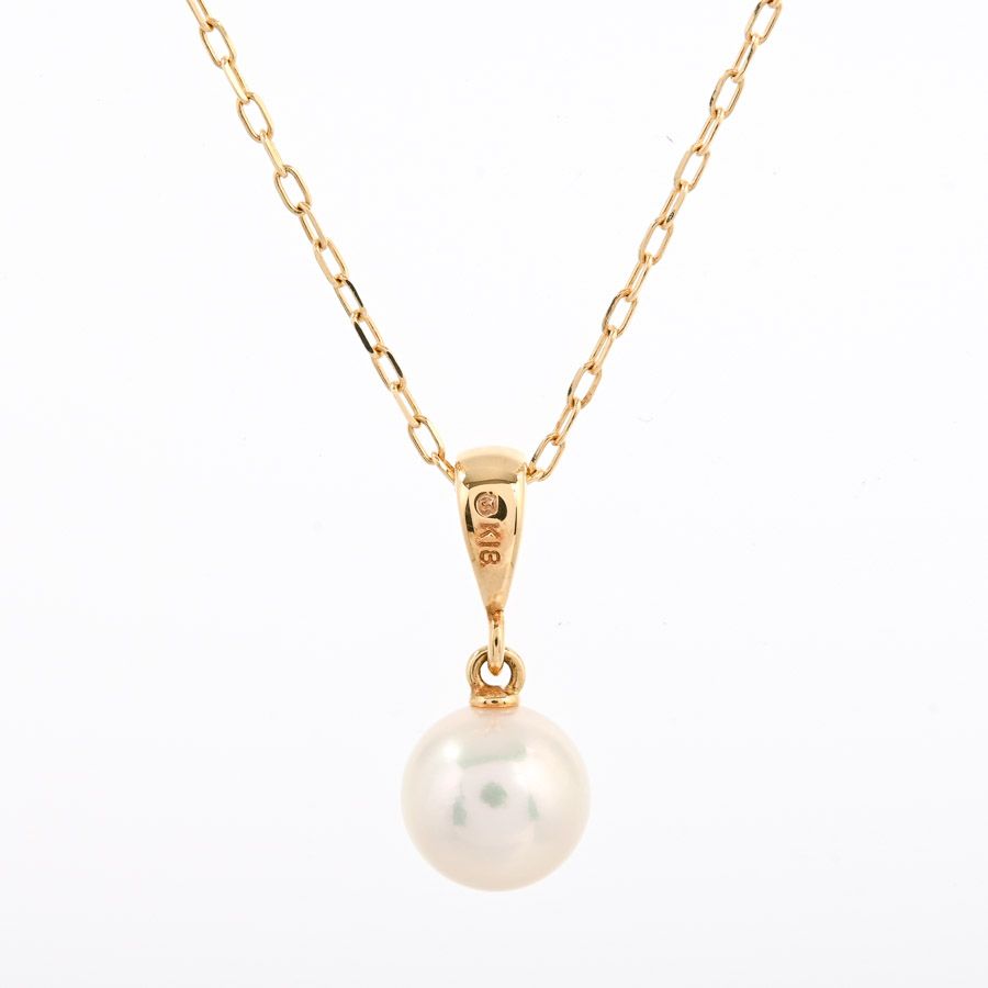 Mikimoto pearl necklace with 7mm pearls on a 40cm K18 yellow gold chain