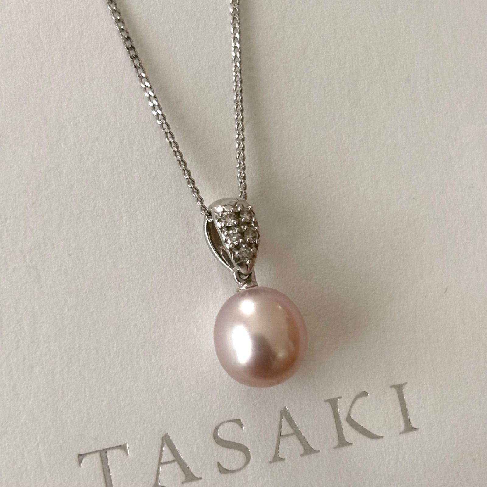 238Tasaki necklace featuring K18 gold, Pt850 platinum chain, pearl and diamond pendant, 40 cm length