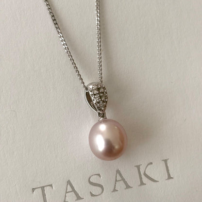 238Tasaki necklace featuring K18 gold, Pt850 platinum chain, pearl and diamond pendant, 40 cm length