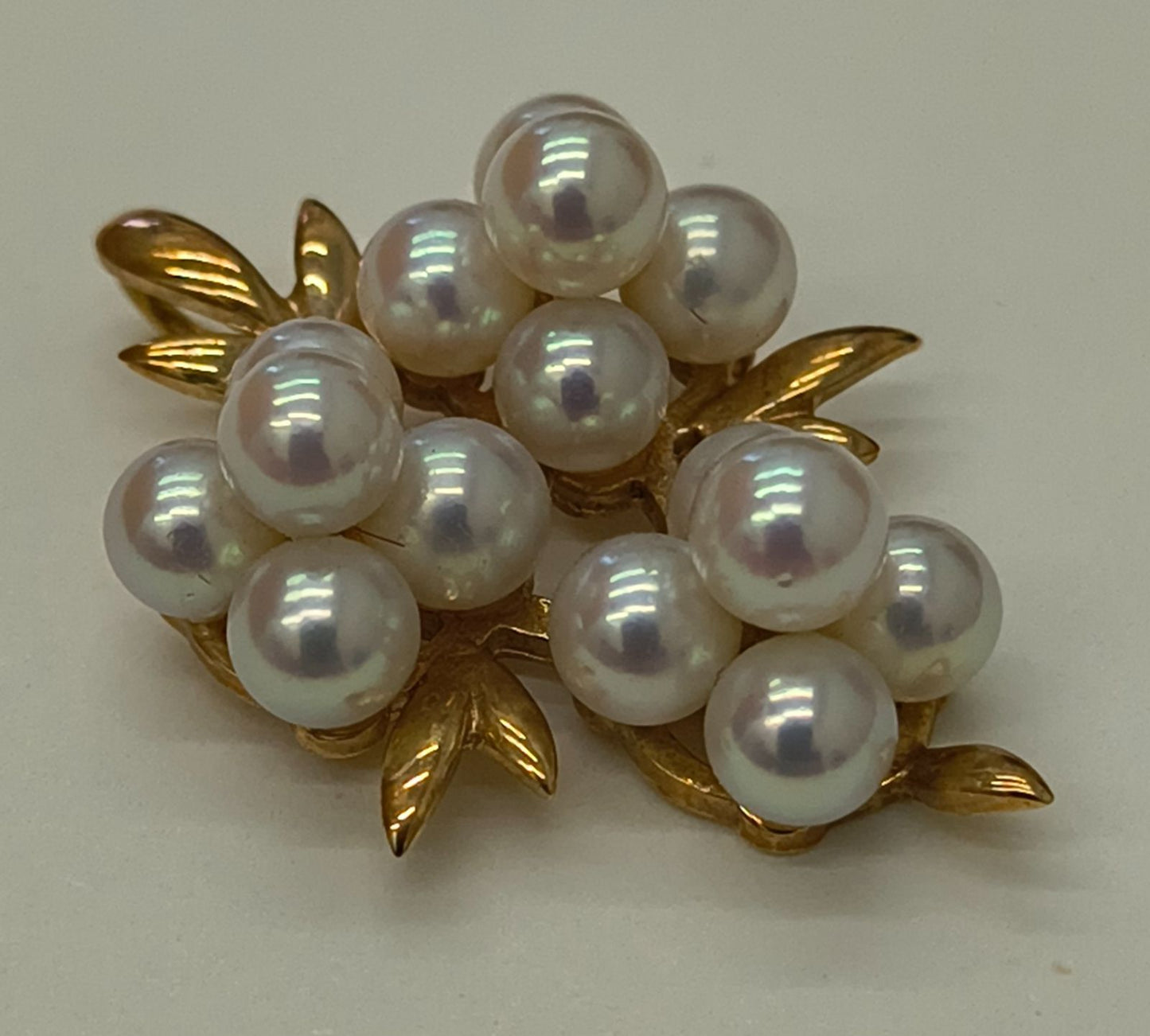 TASAKI Pearls grape motif pendant top in K14 yellow gold featuring a baby Akoya pearl
