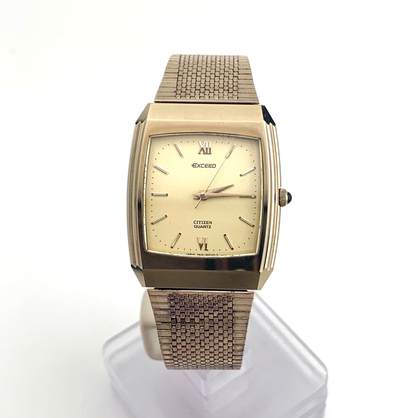 Midtown CITIZEN EXCEED 46-6123 gold quartz watch with stainless steel back and classic design