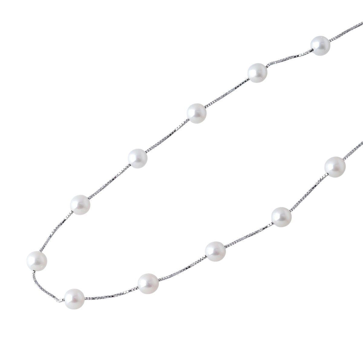 Tasaki pearl necklace with 6.4 to 6.7mm pearls on 44cm white gold chain