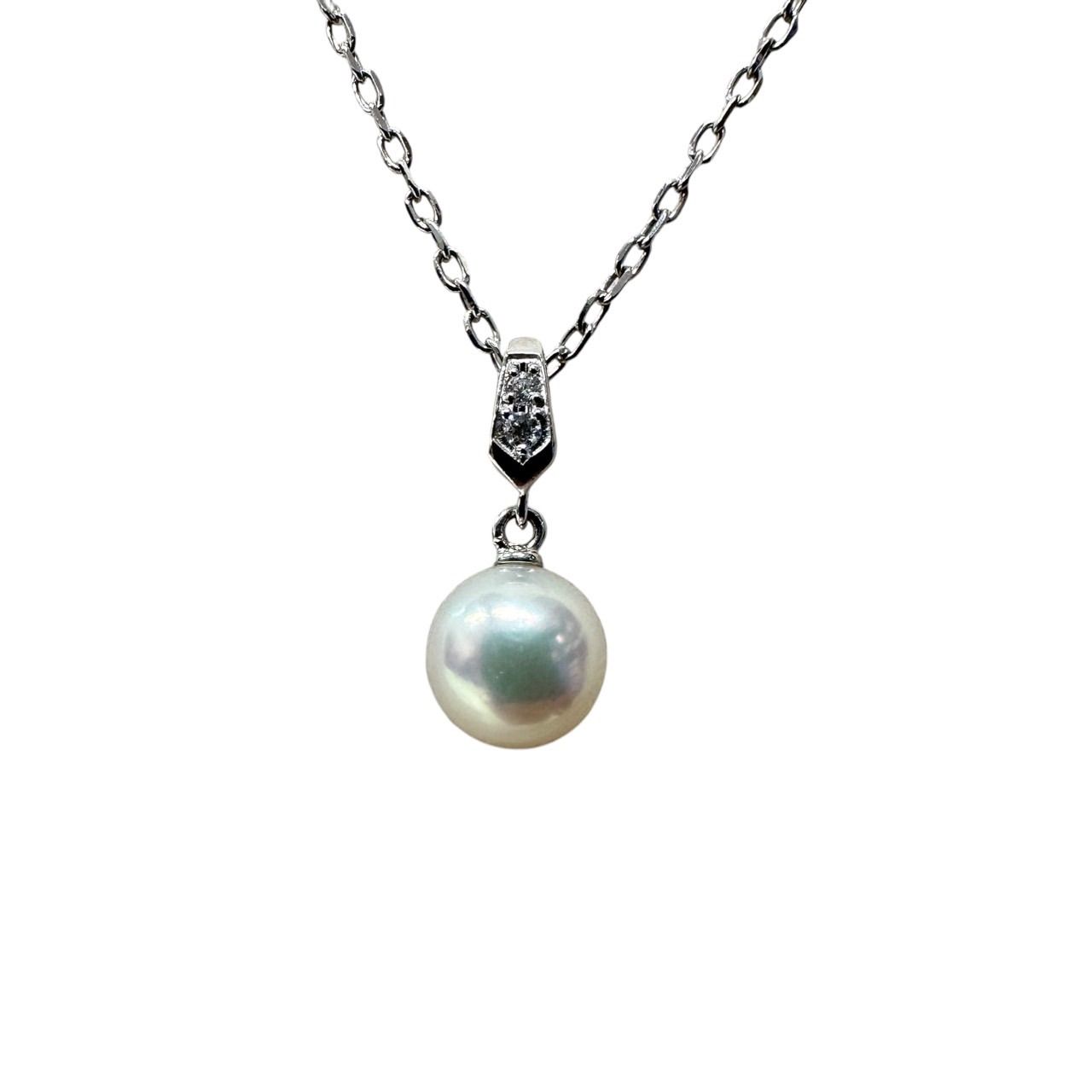 MIKIMOTO K18 white gold necklace featuring a 6.7mm pearl and diamond design, 21cm length
