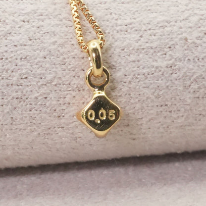 Agaat K18 necklace pendant with 0.05ct black diamond displayed on white background