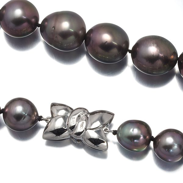 Tasaki black pearl necklace with 9.7-12.7mm pearls and 0.12ct diamonds on Pt900 chain