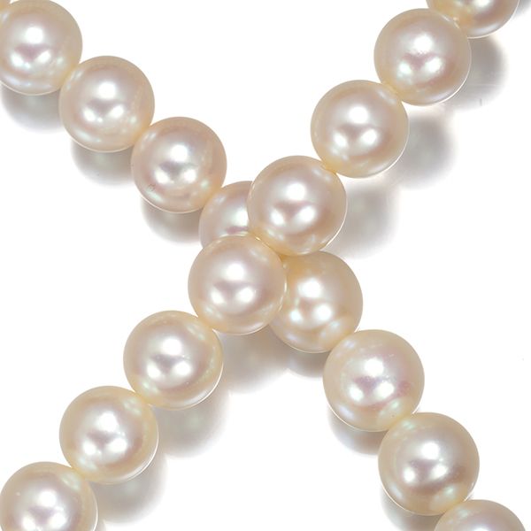 Mikimoto silver necklace with 7.5-7.9mm pearls, approximately 37cm length, newly finished