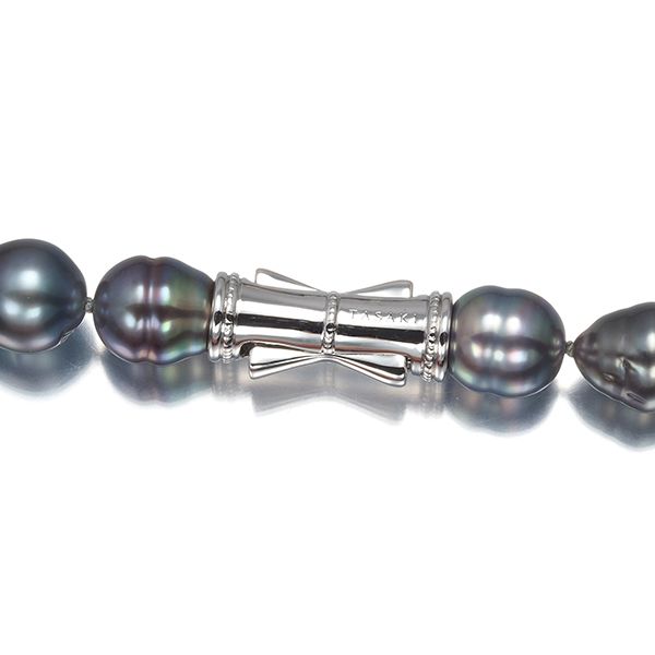 Tasaki silver necklace featuring a black cultured baroque pearl pendant, 47cm length, weighing 60.9g