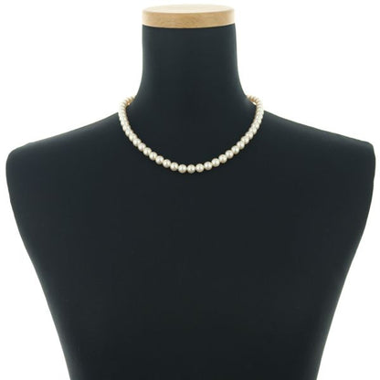 Mikimoto pearl necklace with 7.0-7.4mm Akoya pearls set in 14K white gold, 43cm length