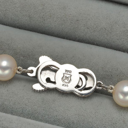 Mikimoto pearl necklace with 7.0-7.4mm Akoya pearls set in 14K white gold, 43cm length