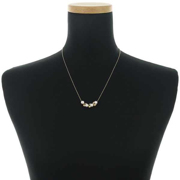 Mikimoto necklace featuring 5.8mm Akoya pearls with a leaf-shaped K18 yellow gold pendant, 48cm length