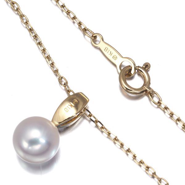 Mikimoto yellow gold necklace with 7.5mm pearl and single diamond pendant on 40cm chain