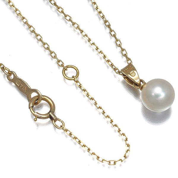 Mikimoto necklace with single 6.7mm Akoya pearl in 14k yellow gold on 36-40cm chain