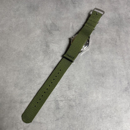 ORIENT UN1B-C2 Quartz Men's Watch — Japanese