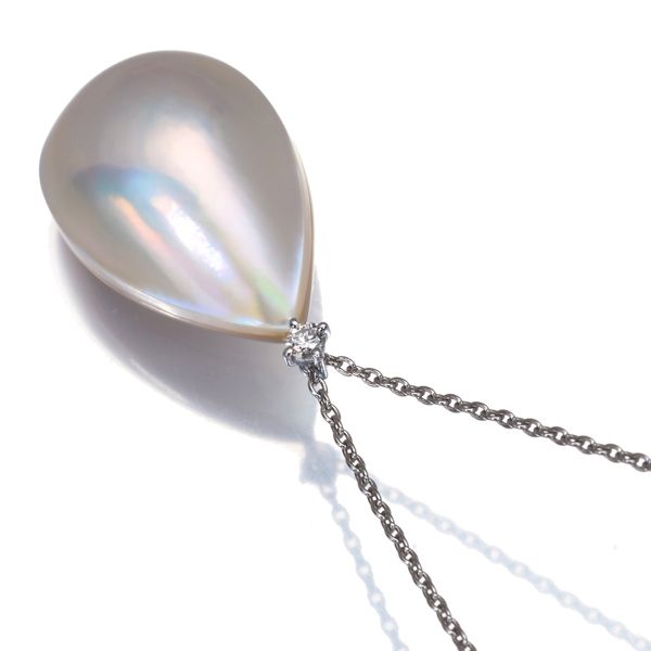 Tasaki necklace with pearl mabe pearl and 0.03ct diamond in 18K white gold, 45cm length