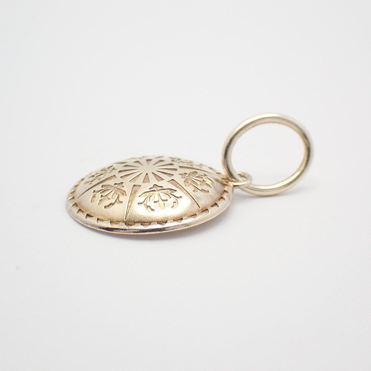 Agete pendant top made of silver gold GP with loop, measuring 1.9x2.9x0.3 cm, lightweight and elegant