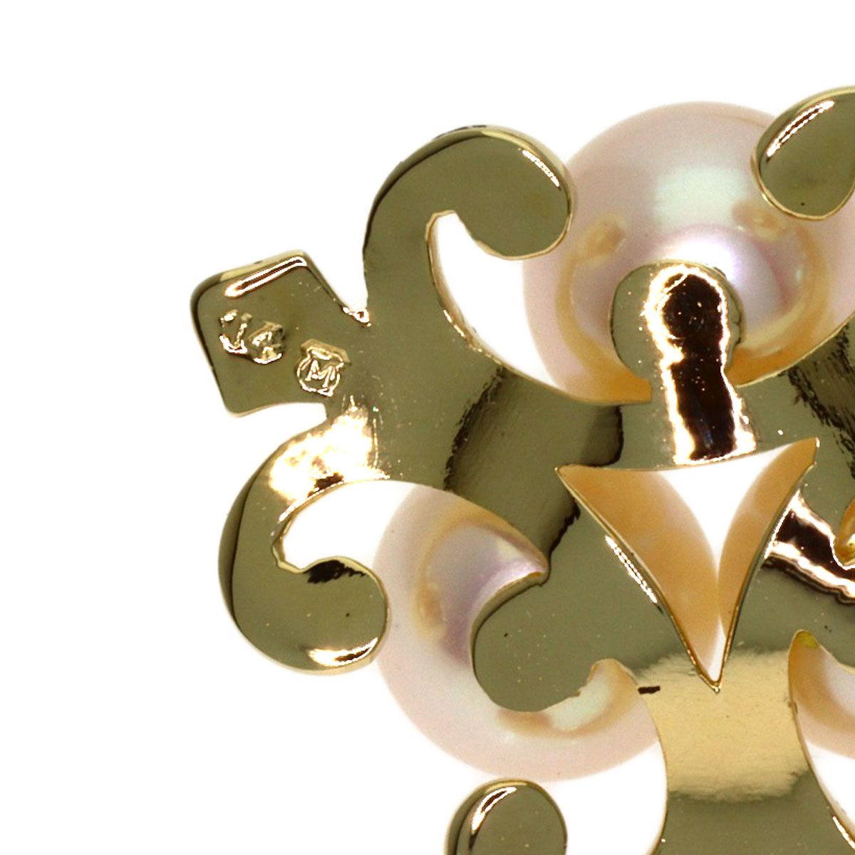 MIKIMOTO pearl pendant top for ladies in K14 yellow gold with a 5.4-6.2 mm pearl