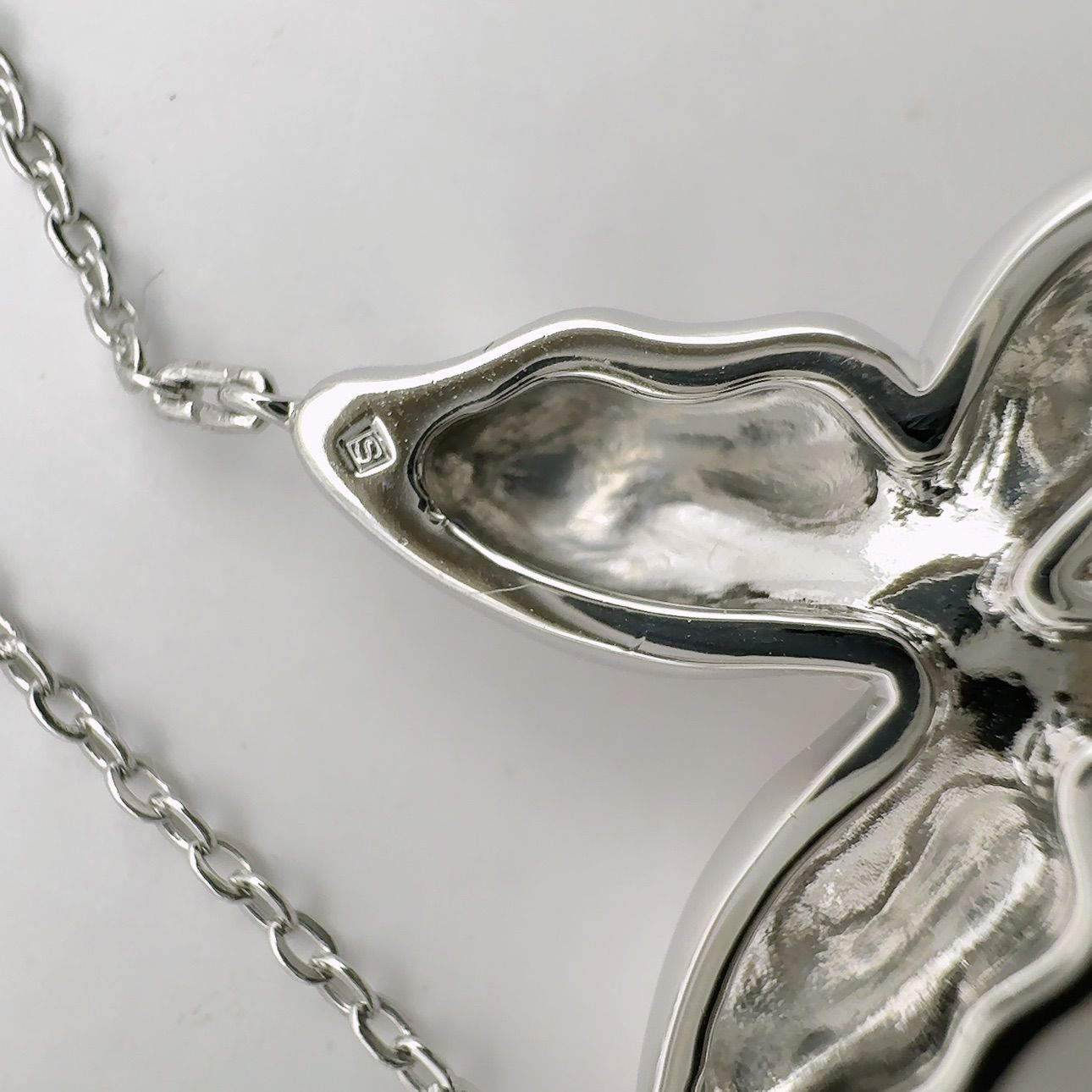 Mikimoto Butterfly necklace featuring sterling silver and 4mm pearl on a 43cm chain
