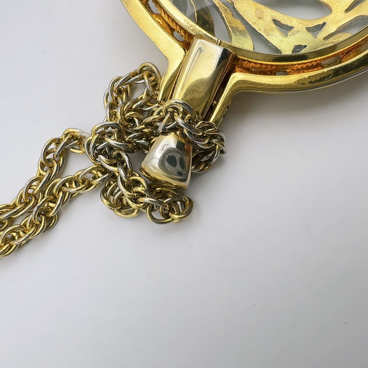 Mikimoto loupe necklace with 4mm pearl pendant and 64.5 cm chain displayed on white background