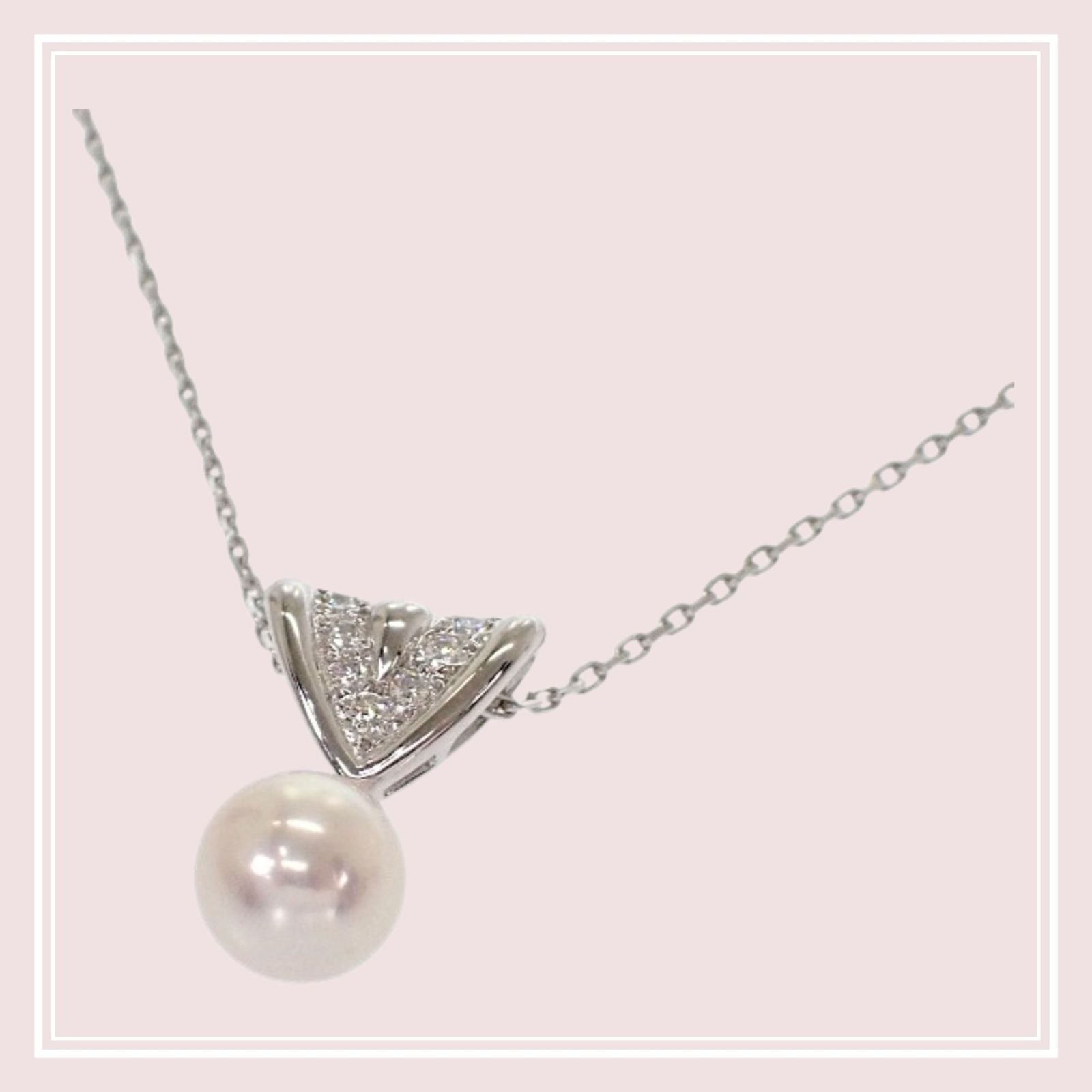 Mikimoto Akoya pearl pendant necklace in 18K white gold with diamond and 40cm chain