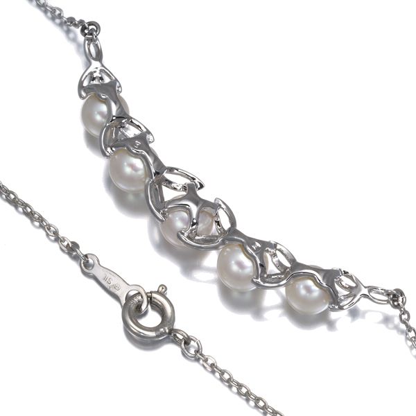 Mikimoto silver 925 necklace featuring 5.5-6.0mm pearls with a 42cm chain and 7.4×46.8mm top design