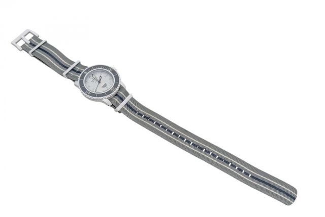 swatch SO35S100 Automatic Men's — Japanese