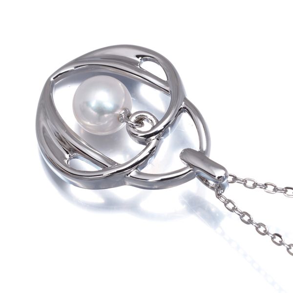 Mikimoto 7.0mm Akoya pearl necklace with silver 925 pendant and 40cm chain