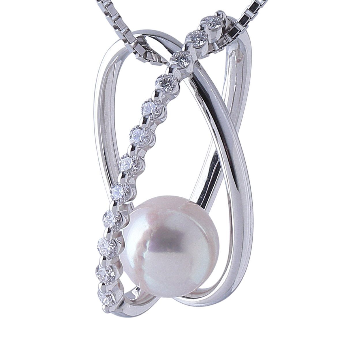 Tasaki Akoya pearl diamond necklace in 18K white gold with 7.9 mm pearl and 50 cm chain length