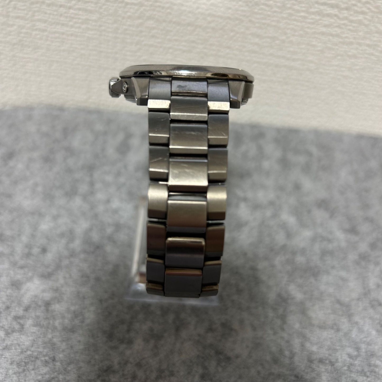 CASIO OCW-T150-2AJF Solar Men's Watch — Japanese
