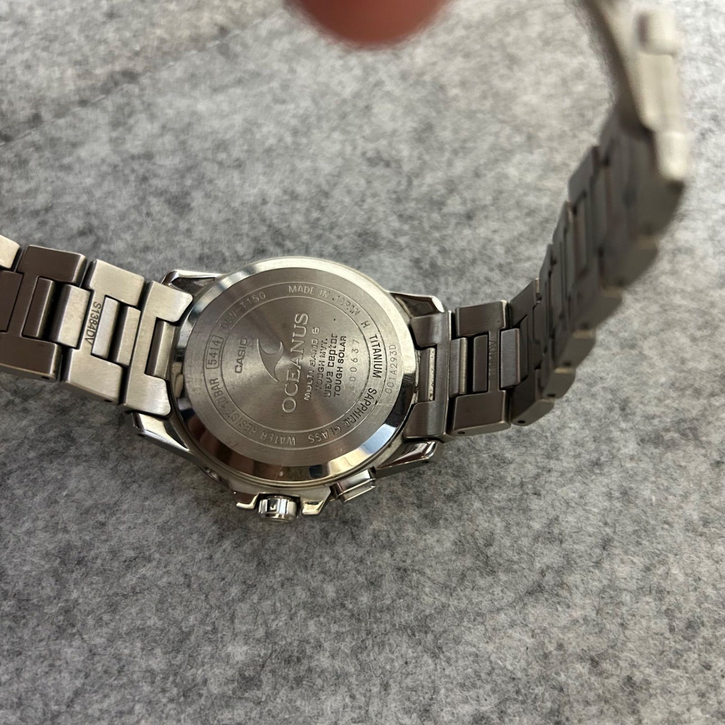 CASIO OCW-T150-2AJF Solar Men's Watch — Japanese