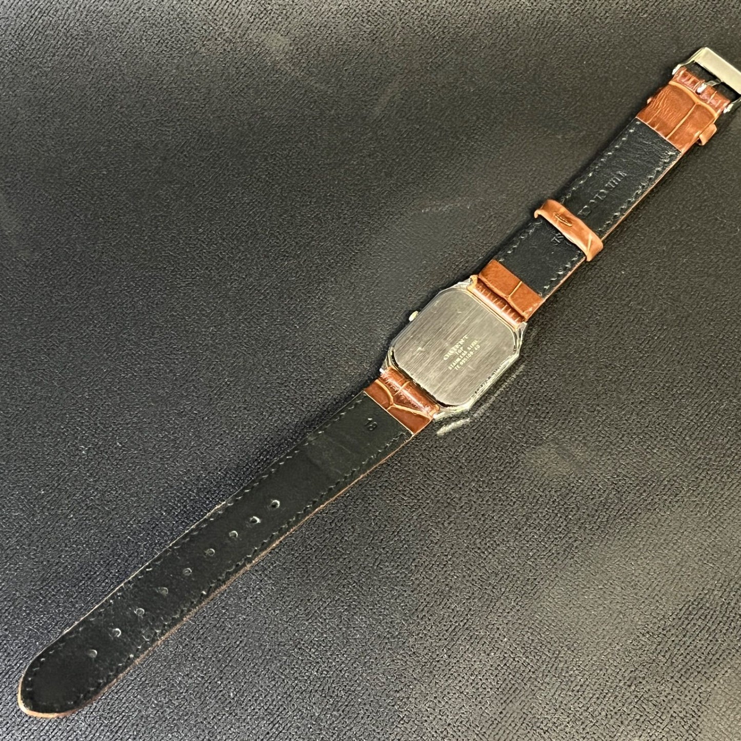 ORIENT 985109-40 Quartz Men's Watch — Japanese